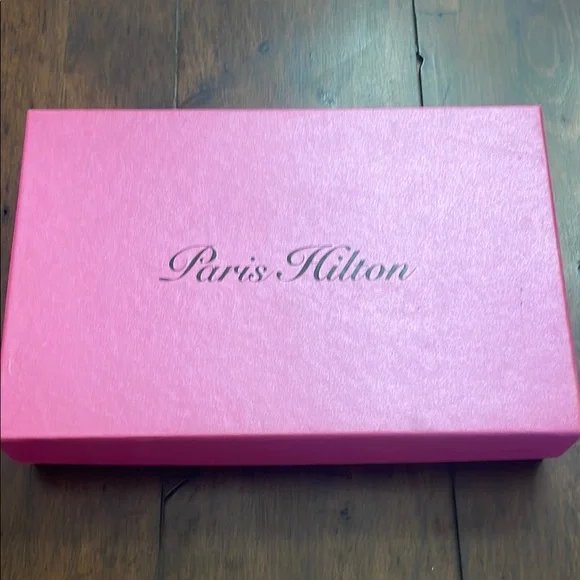 Paris Hilton Perfume Collection in Pink Box - Picture 4 of 4